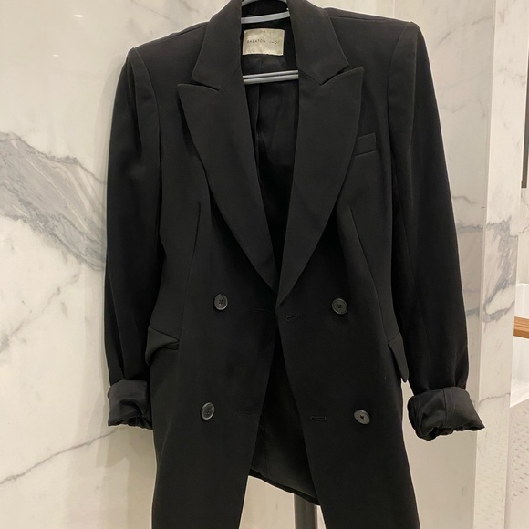 Aritzia Jackets & Blazers - Aritzia Babaton Blazer